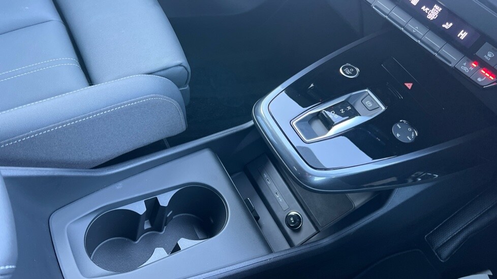 Used Audi Q4 e-tron 2025 for sale - 76567908: Photo 19