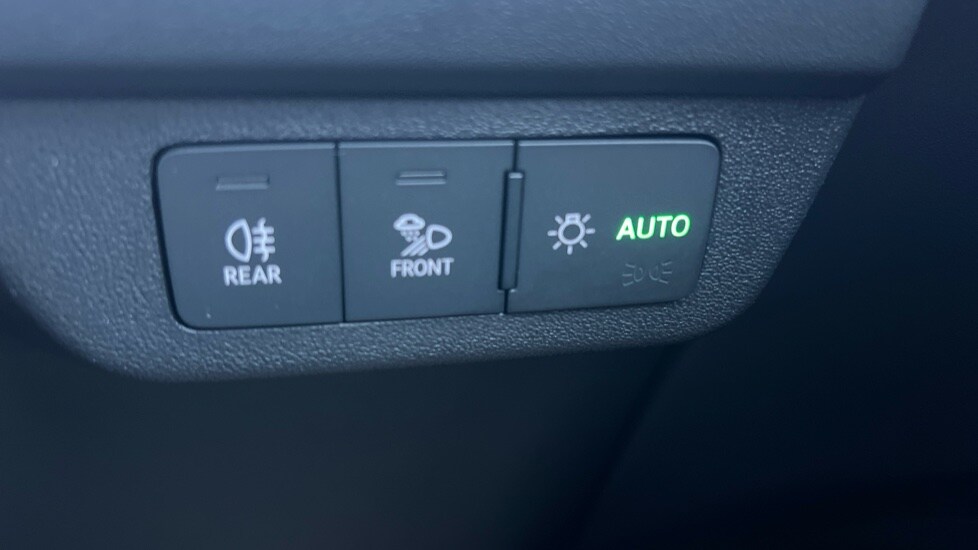 Used Audi Q4 e-tron 2025 for sale - 76567908: Photo 54