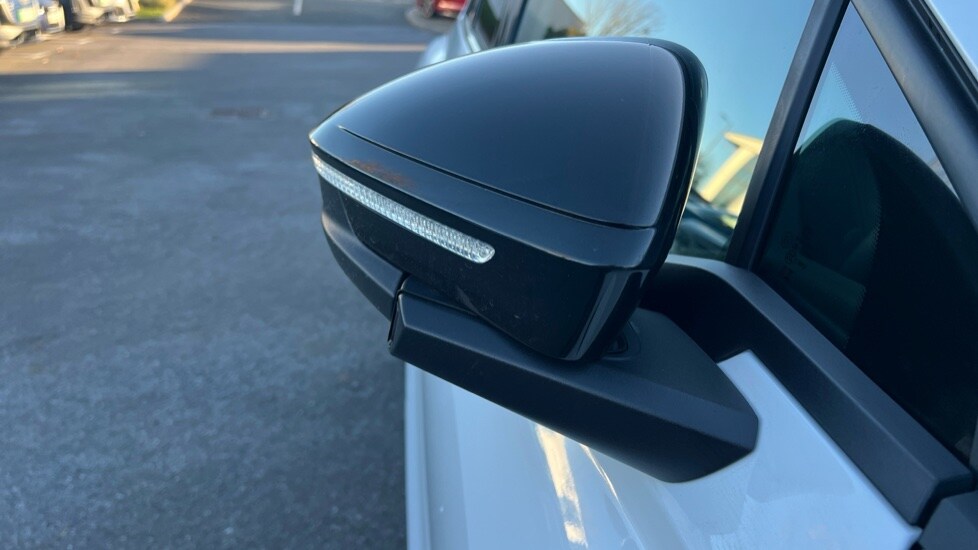 Used Audi Q4 e-tron 2025 for sale - 76567908: Photo 66