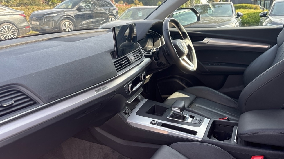 Used Audi Q5 2023 for sale - 76704497: Photo 2