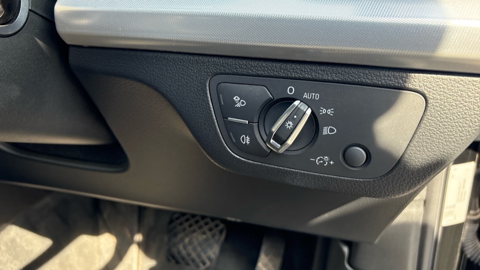 Used Audi Q5 2023 for sale - 76704497: Photo 49