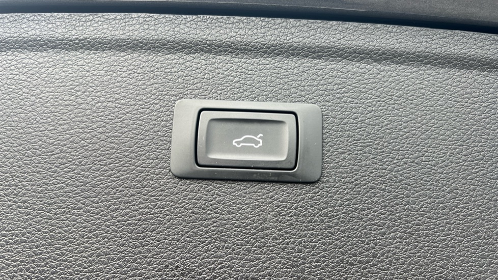 Vehicle 89