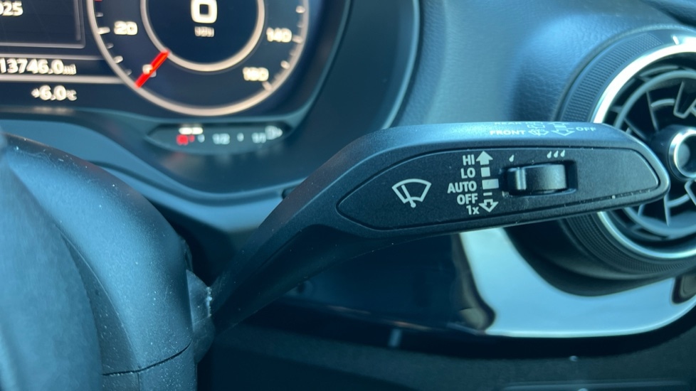 Used Audi Q2 2020 for sale - 76630232: Photo 30