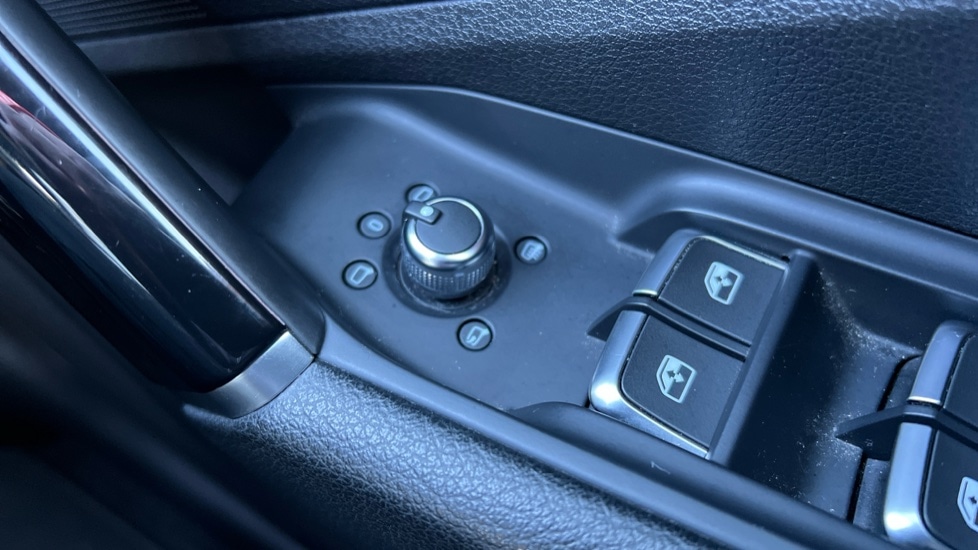 Used Audi Q2 2020 for sale - 76630232: Photo 53