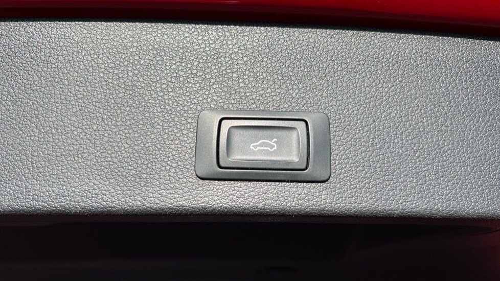 Used Audi Q2 2020 for sale - 76630232: Photo 58