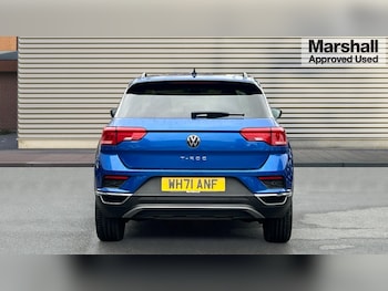 Used Volkswagen T-Roc 2022 for sale - 75254739: Photo