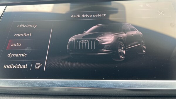 Used Audi Q3 2024 for sale - 75702739: Photo 56