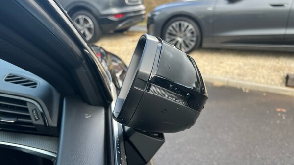 Used Audi Q3 2024 for sale - 75702739: Photo 76