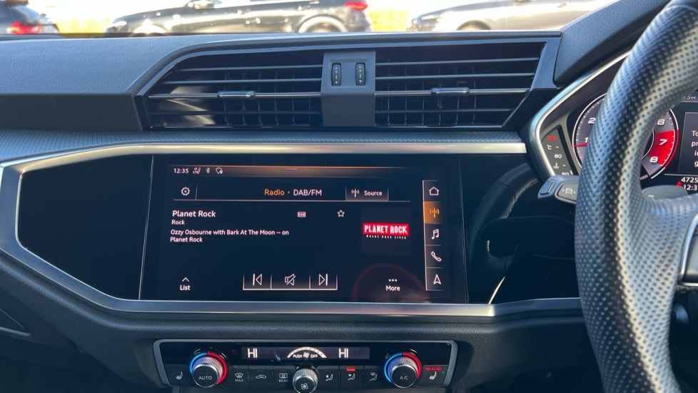 Used Audi Q3 2020 for sale - 76942936: Photo 13