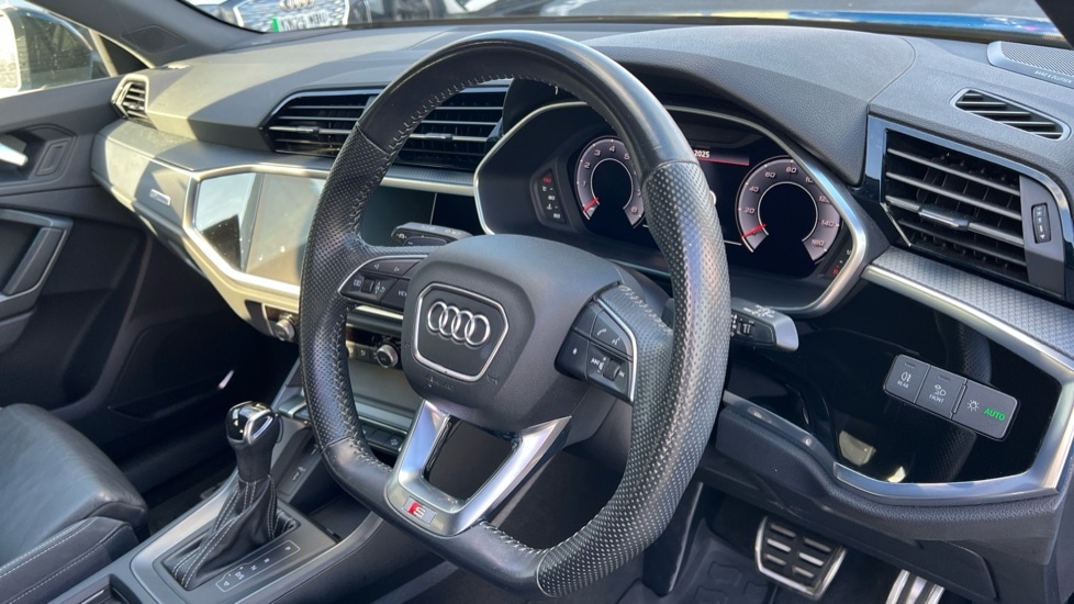 Used Audi Q3 2020 for sale - 76942936: Photo 6