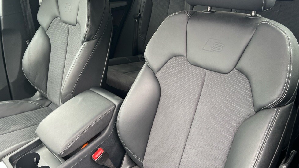 Used Audi Q5 2024 for sale - 76332300: Photo 17