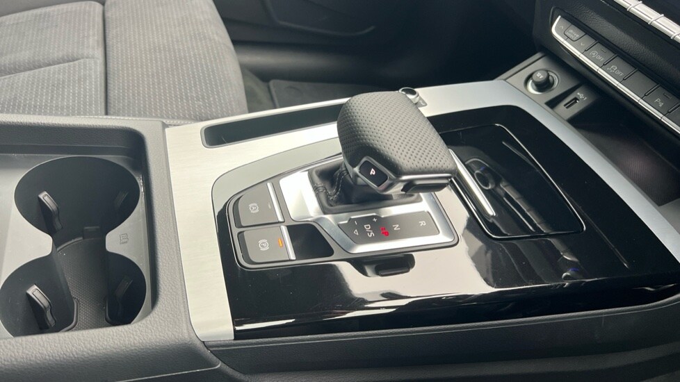 Used Audi Q5 2024 for sale - 76332300: Photo 27