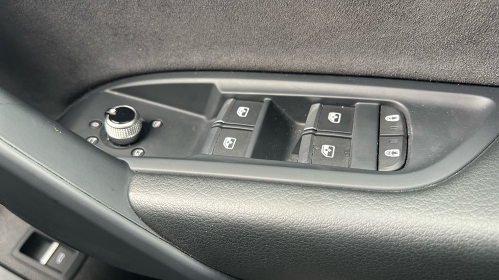 Used Audi Q5 2024 for sale - 76332300: Photo 28