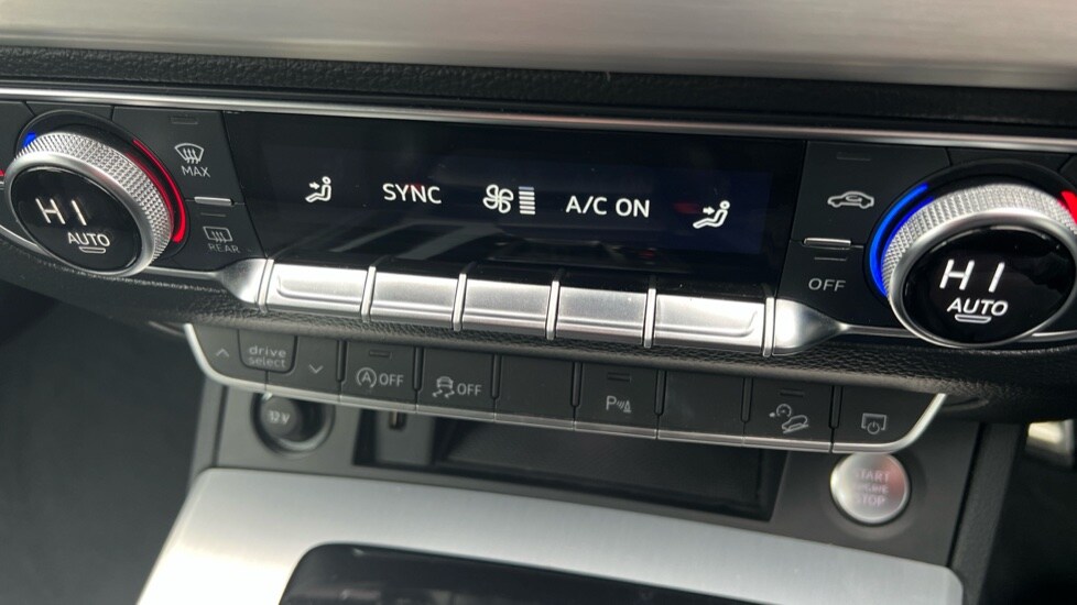 Used Audi Q5 2024 for sale - 76332300: Photo 45