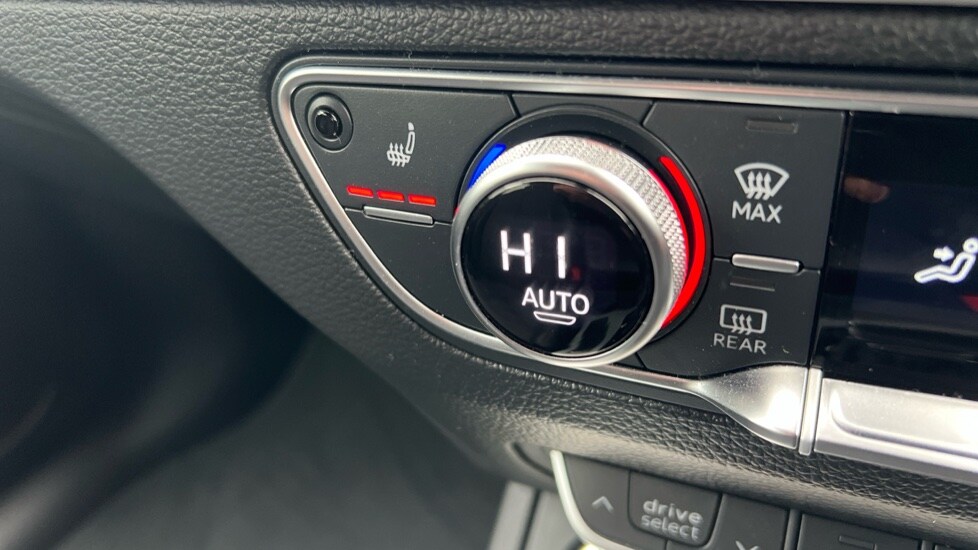 Used Audi Q5 2024 for sale - 76332300: Photo 46