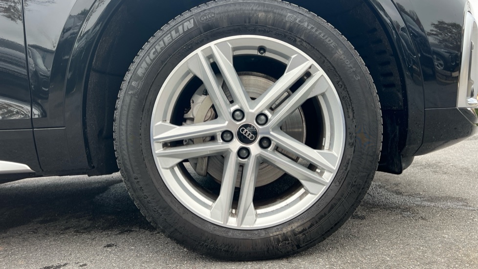 Used Audi Q5 2024 for sale - 76332300: Photo 5