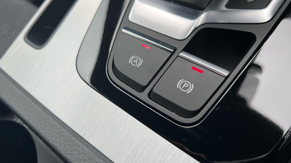 Used Audi Q5 2024 for sale - 76332300: Photo 50