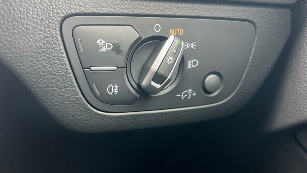 Used Audi Q5 2024 for sale - 76332300: Photo 53