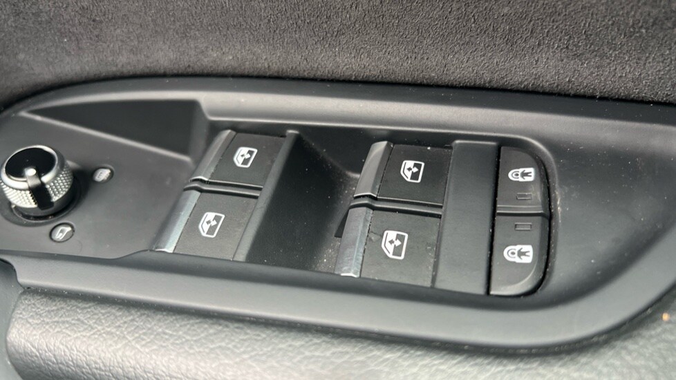 Used Audi Q5 2024 for sale - 76332300: Photo 57