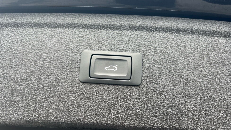 Used Audi Q5 2024 for sale - 76332300: Photo 61