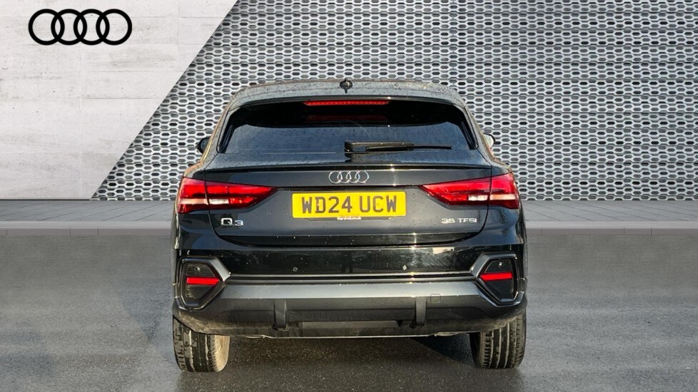 Used Audi Q3 2024 for sale - 76861827: Photo 11