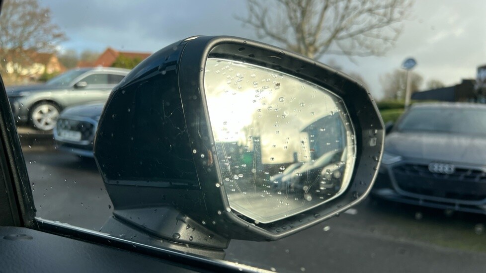 Used Audi Q3 2024 for sale - 76861827: Photo 32