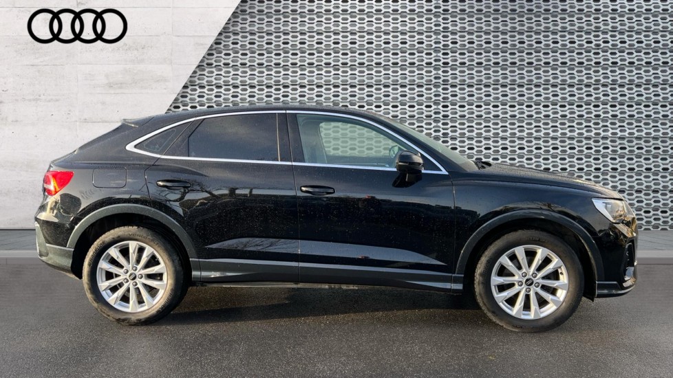 Used Audi Q3 2024 for sale - 76861827: Photo 4