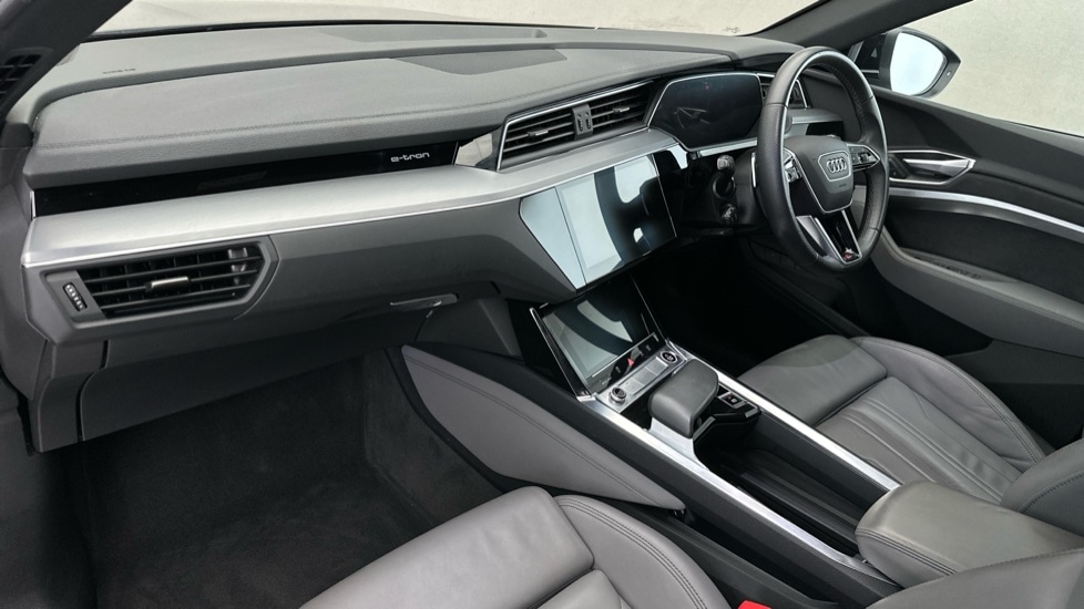 Used Audi e-tron 2022 for sale - 76442155: Photo 10