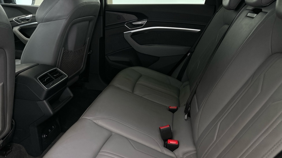 Used Audi e-tron 2022 for sale - 76442155: Photo 14