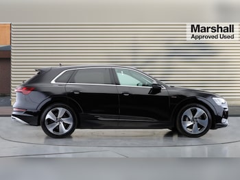 Used Audi e-tron 2022 for sale - 76442155: Photo