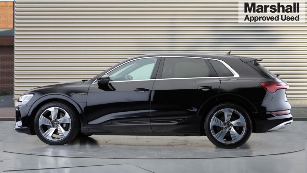 Used Audi e-tron 2022 for sale - 76442155: Photo 6