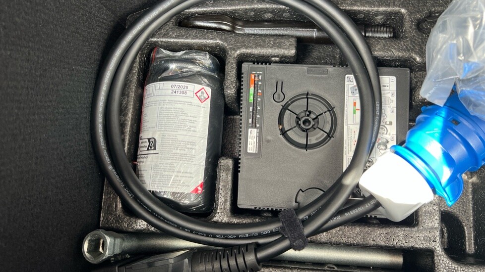 Vehicle 85