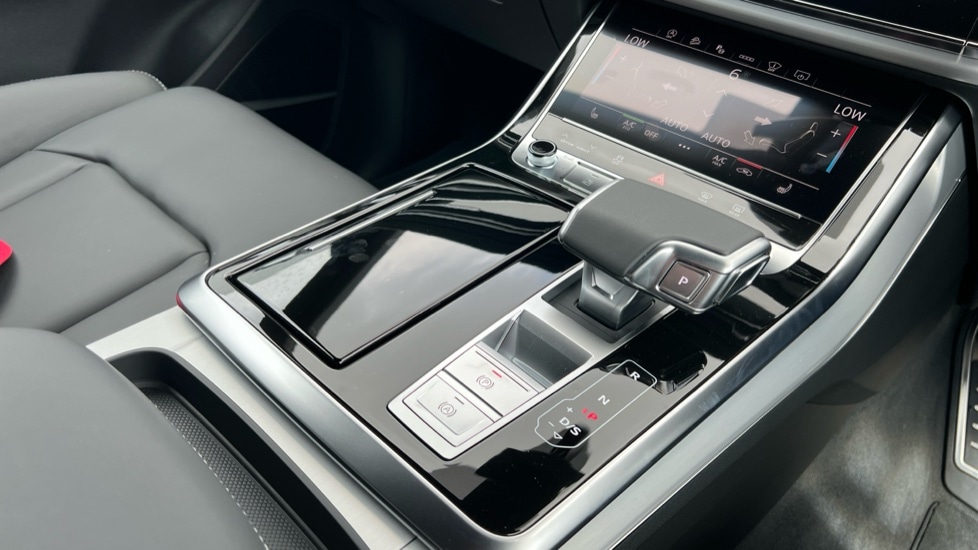 Used Audi Q8 2025 for sale - 76195992: Photo 19