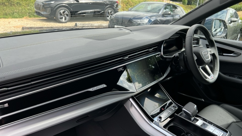 Used Audi Q8 2025 for sale - 76195992: Photo 2