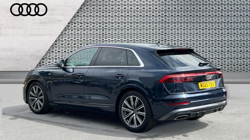 Used Audi Q8 2025 for sale - 76195992: Photo 3