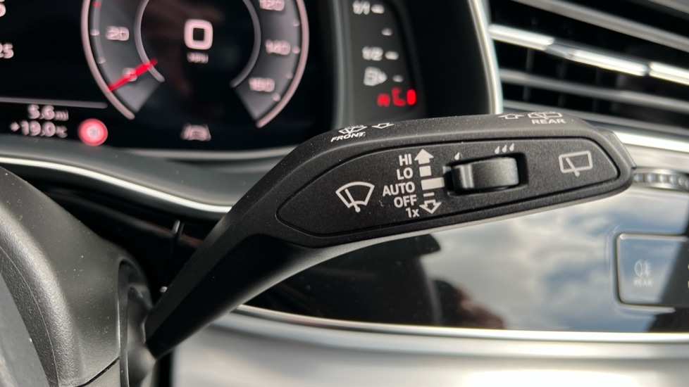 Used Audi Q8 2025 for sale - 76195992: Photo 30