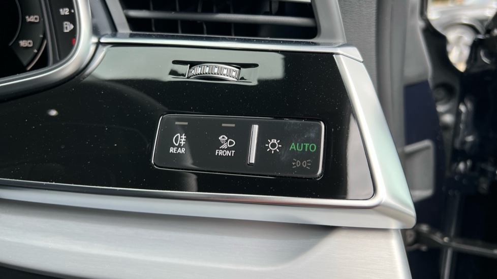 Used Audi Q8 2025 for sale - 76195992: Photo 35
