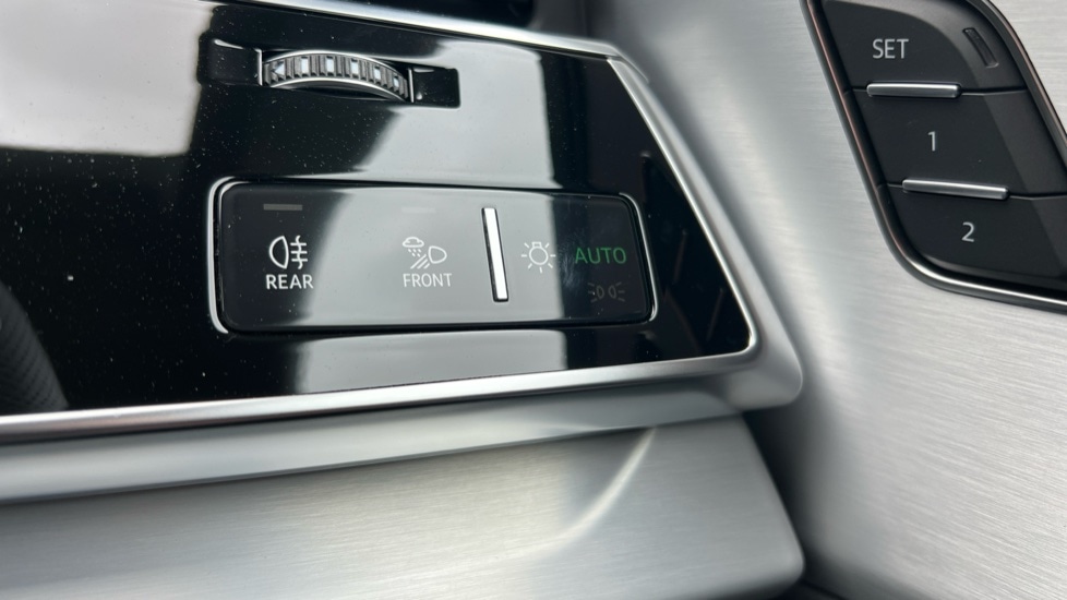 Used Audi Q8 2025 for sale - 76195992: Photo 82