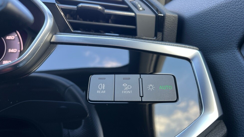 Used Audi Q3 2020 for sale - 77075767: Photo 53