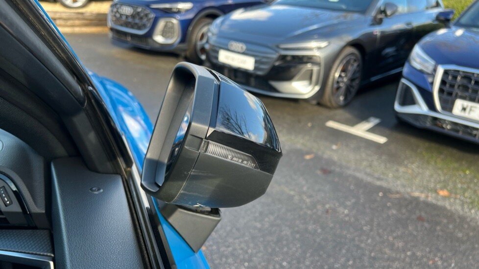 Used Audi Q3 2020 for sale - 77075767: Photo 56