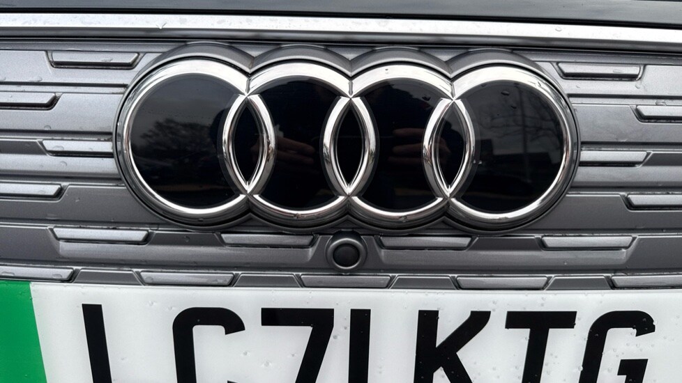 Used Audi Q4 e-tron 2021 for sale - 76494079: Photo 41