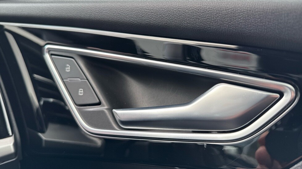 Used Audi Q4 e-tron 2021 for sale - 76494079: Photo 48