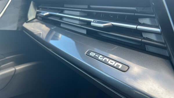 Used Audi Q4 e-tron 2022 for sale - 75636744: Photo 63