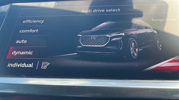 Used Audi Q4 e-tron 2022 for sale - 75636744: Photo 64