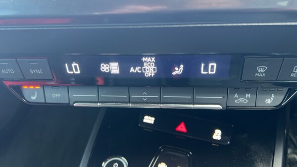 Used Audi Q4 e-tron 2022 for sale - 75636744: Photo 77