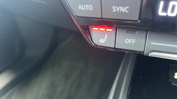 Used Audi Q4 e-tron 2022 for sale - 75636744: Photo 78