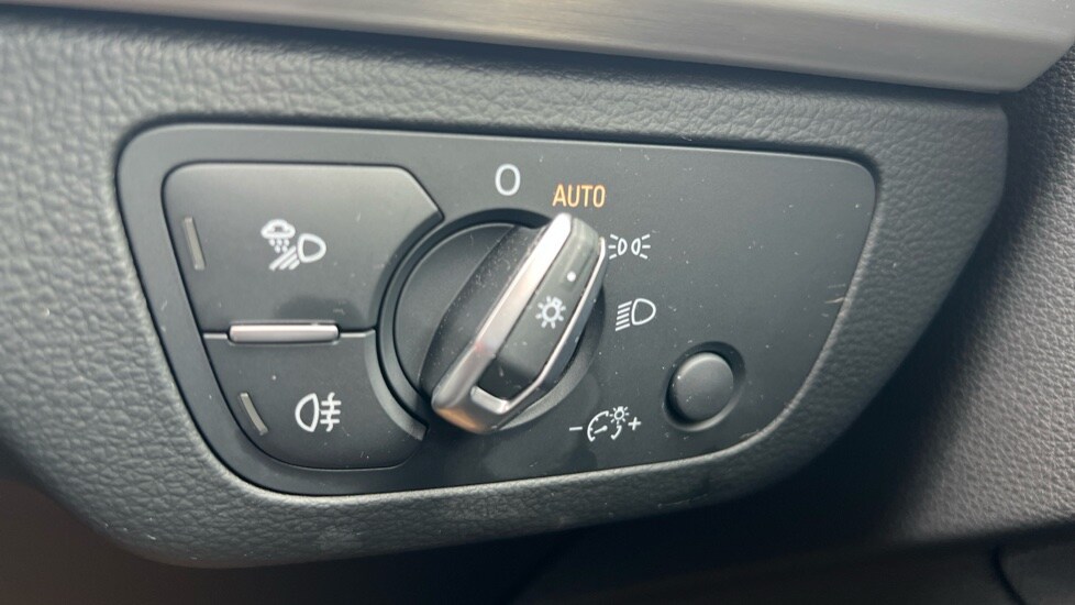 Used Audi Q5 2021 for sale - 76856446: Photo 35