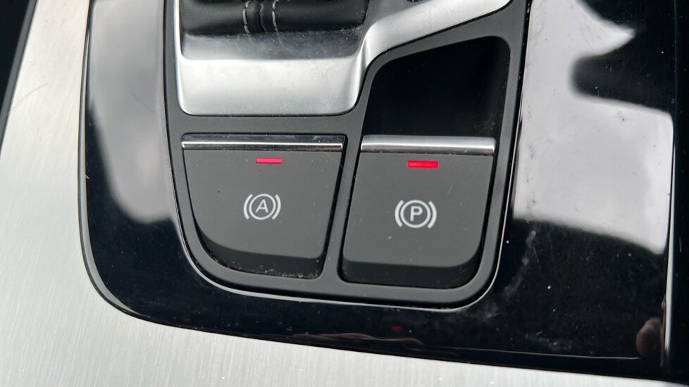 Used Audi Q5 2021 for sale - 76856446: Photo 81