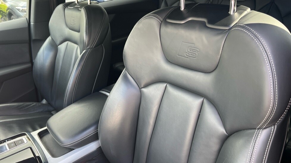 Used Audi Q7 2023 for sale - 76008014: Photo 17