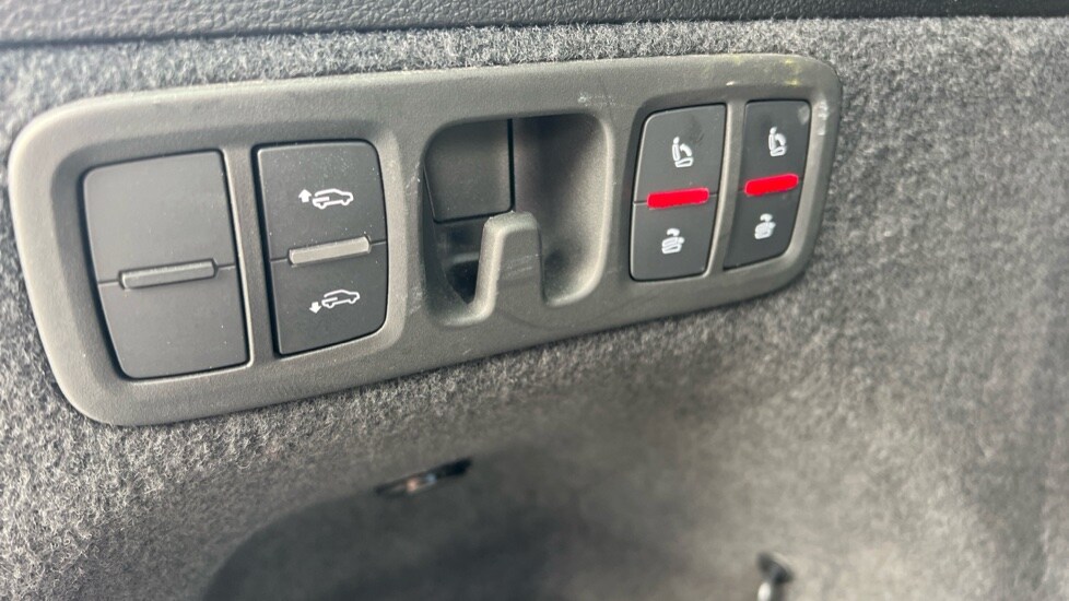 Used Audi Q7 2023 for sale - 76008014: Photo 43